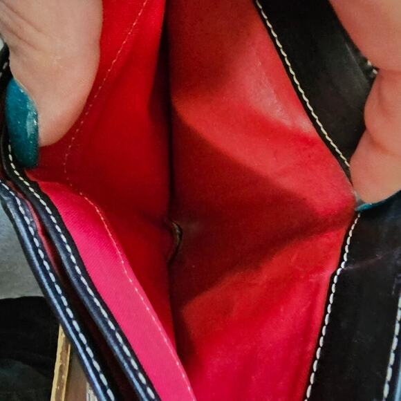 Vintage 1975 Dooney & Bourke Signature Canvas Wallet with COA - EUC - Picture 6 of 8